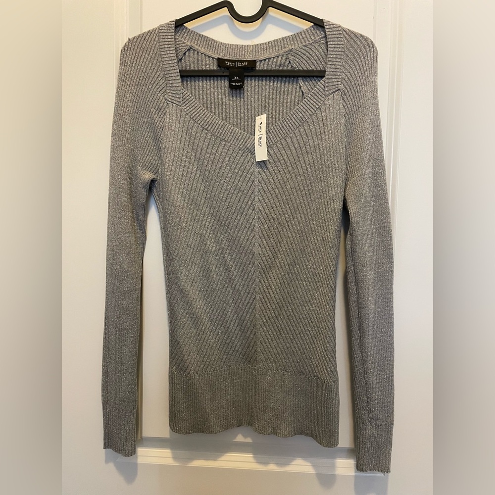 White House Black Market Shimmering Gray Ribbed Sweater